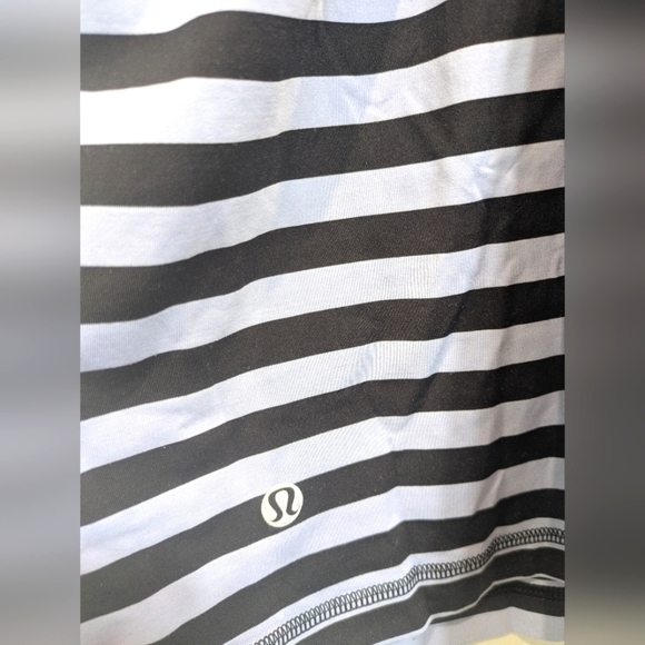 Lululemon Free To Be Criss Cross Sea Stripe Polar Haze Tank Size 2 Performance - Picture 4 of 6